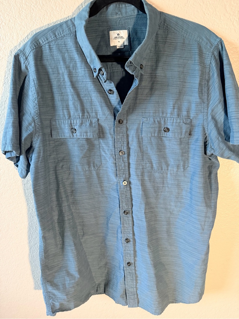 Rip Curl Men’s Light Blue Short Sleeve Button-Down Shirt